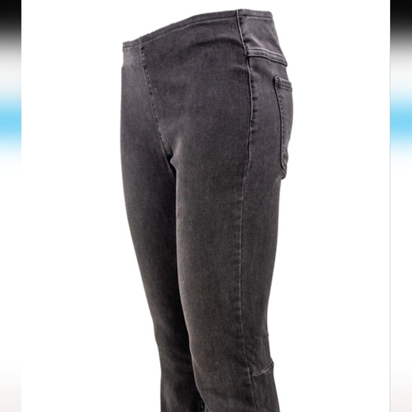 Free People black high-rise "Flare Penny" bell-bottom jeans, size 29. - Picture 6 of 16